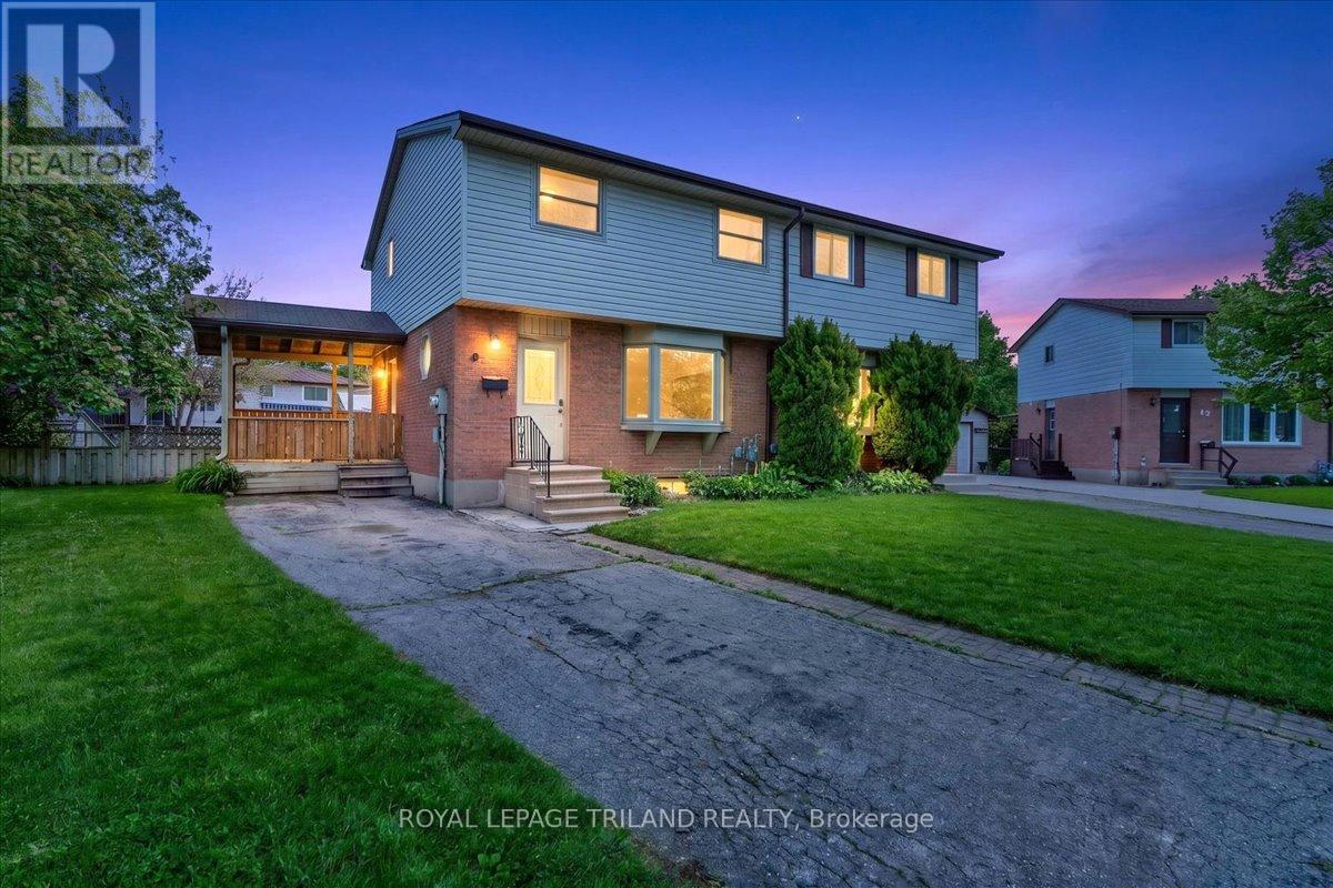 9 Parcreek Place, Strathroy-Caradoc, Ontario  N7G 3S1 - Photo 1 - X13174848