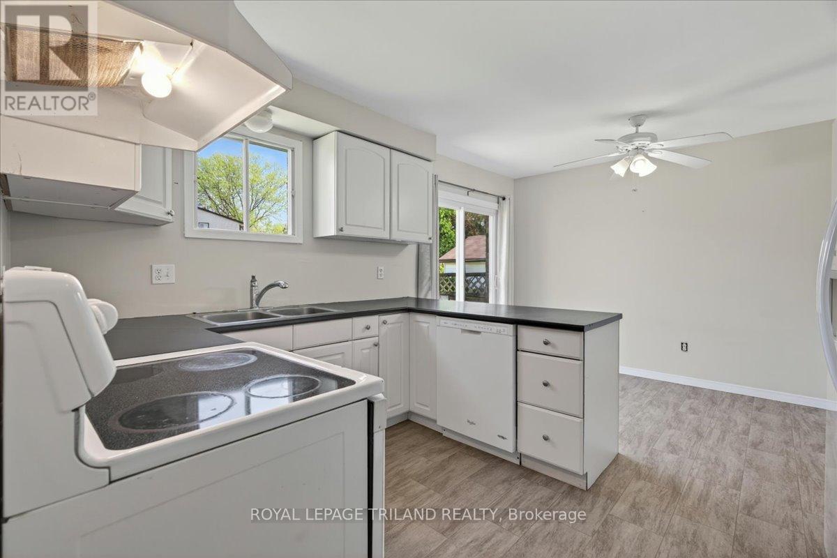 9 Parcreek Place, Strathroy-Caradoc, Ontario  N7G 3S1 - Photo 14 - X13174848