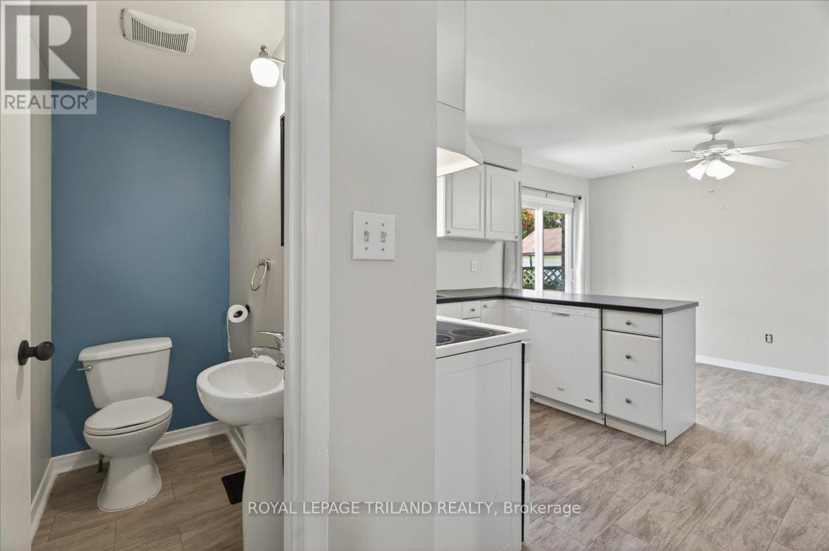 9 Parcreek Place, Strathroy-Caradoc, Ontario  N7G 3S1 - Photo 15 - X13174848