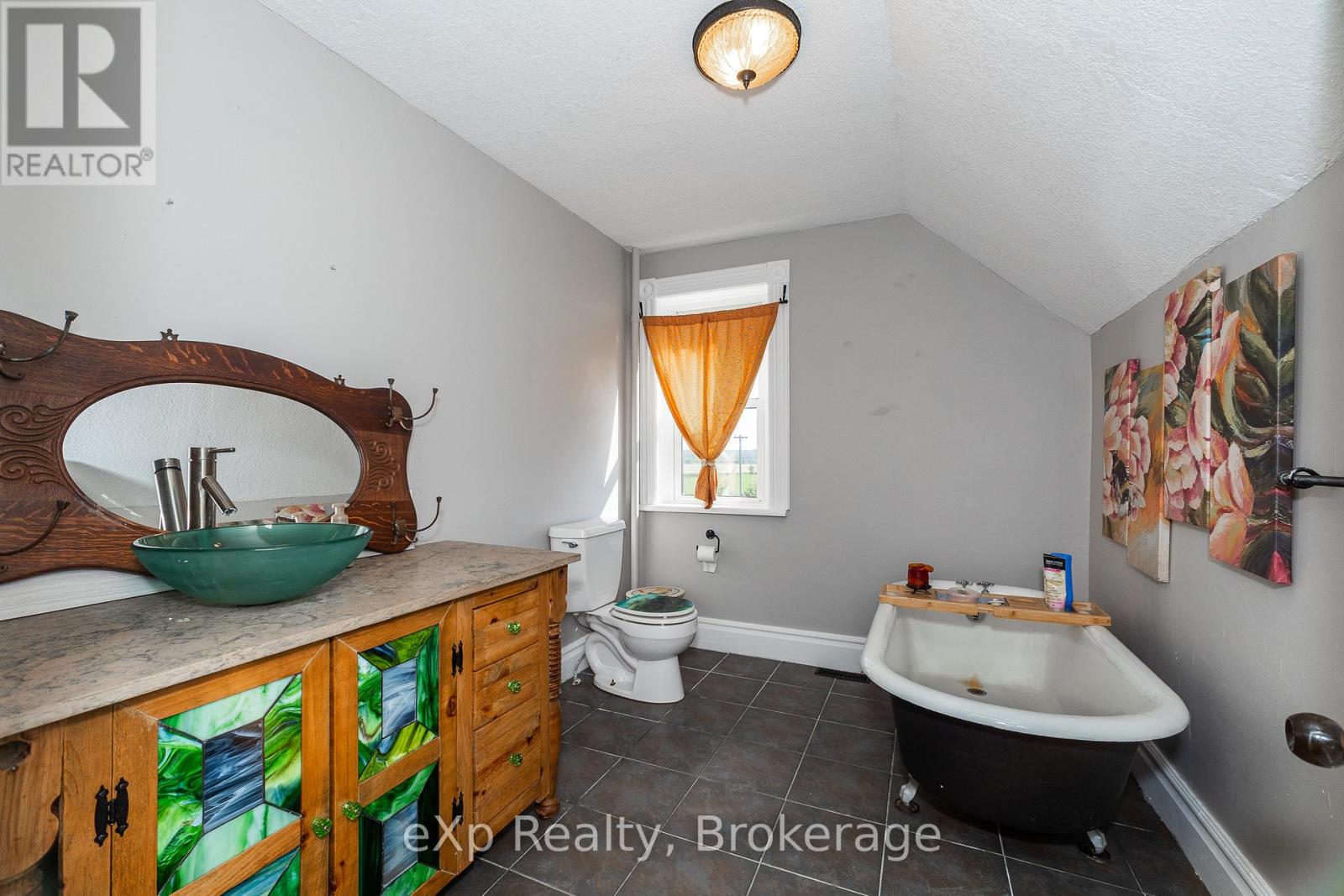 1097 6 Highway, South Bruce Peninsula, Ontario  N0H 1X0 - Photo 18 - X13174706