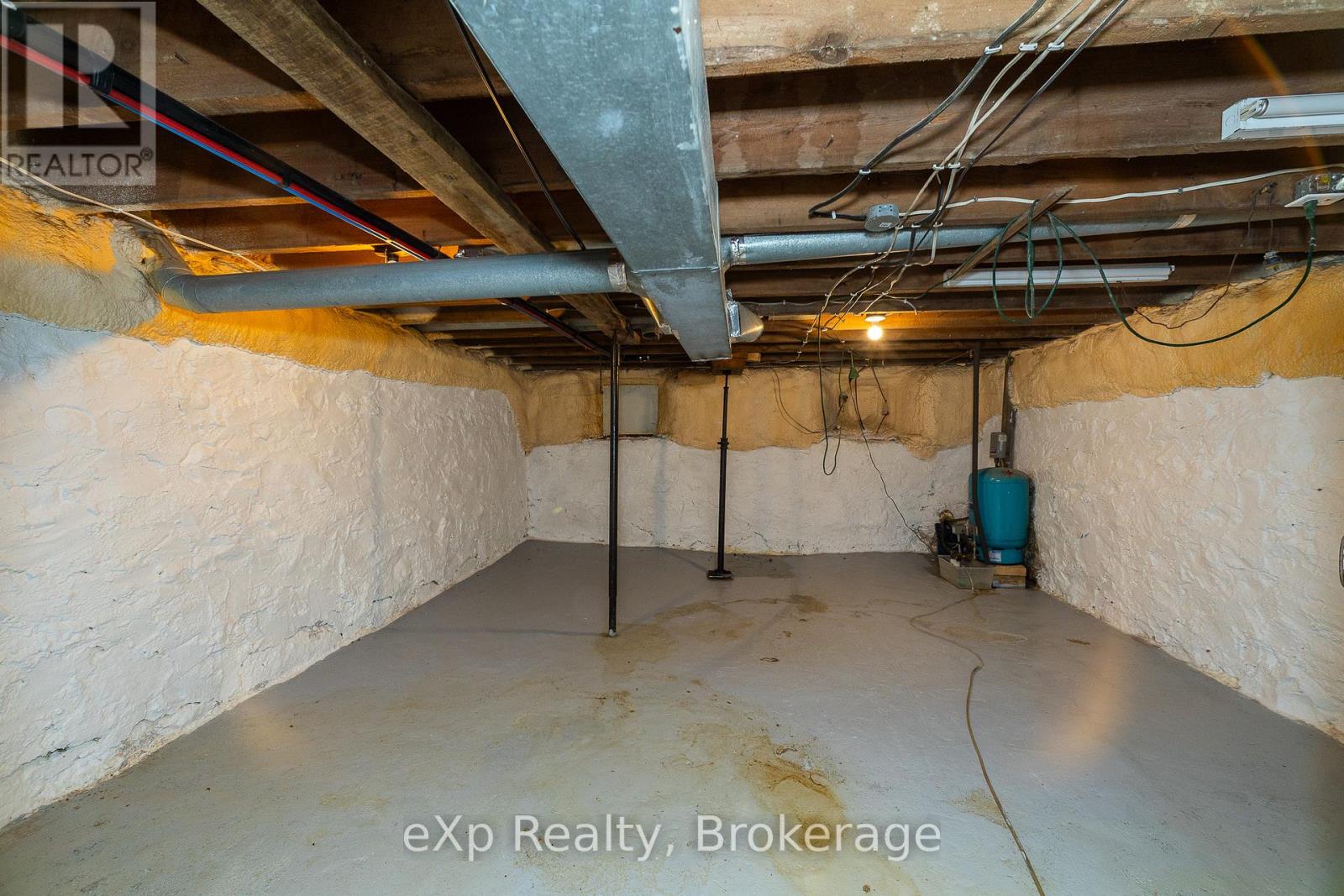 1097 6 Highway, South Bruce Peninsula, Ontario  N0H 1X0 - Photo 22 - X13174706
