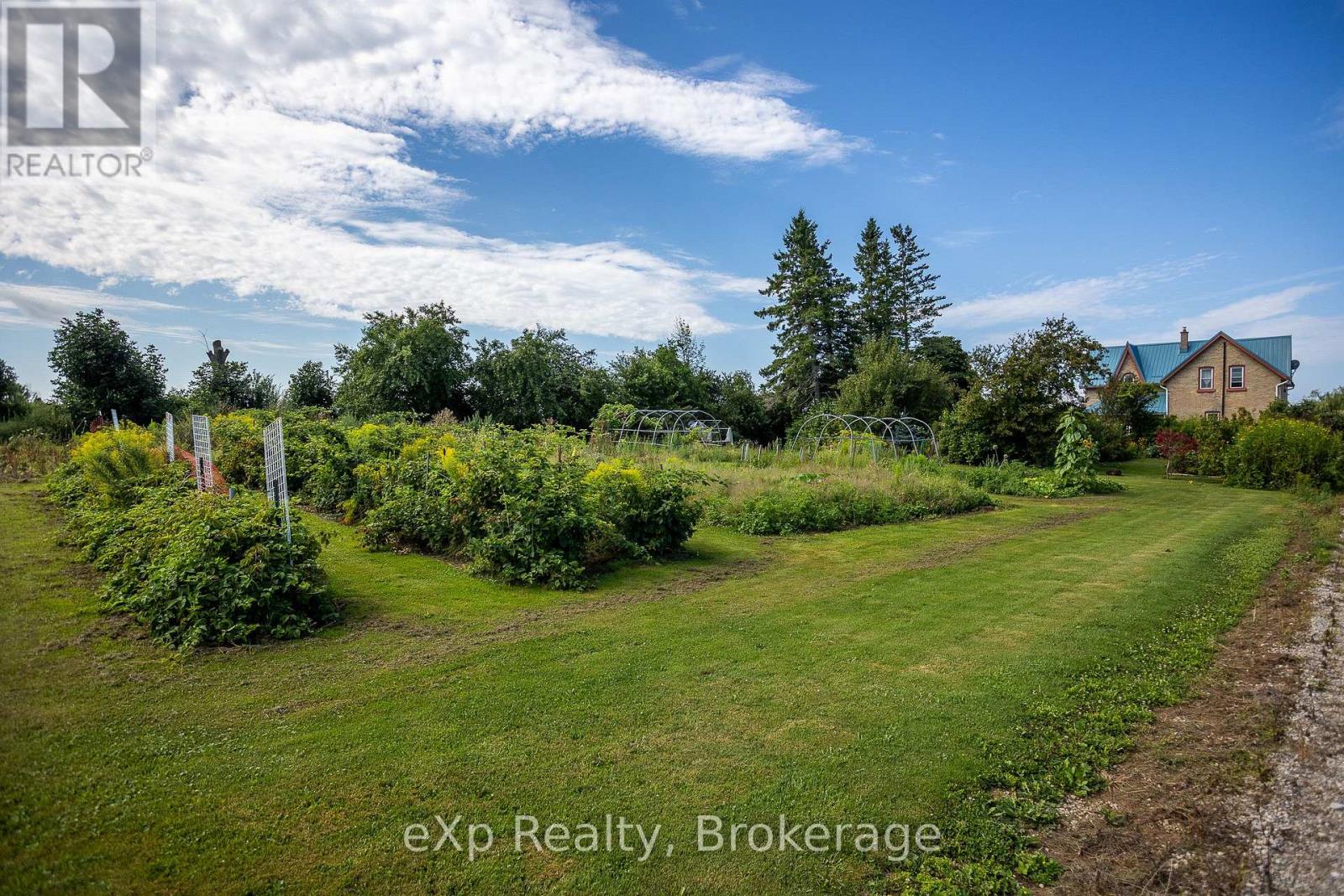 1097 6 Highway, South Bruce Peninsula, Ontario  N0H 1X0 - Photo 33 - X13174706