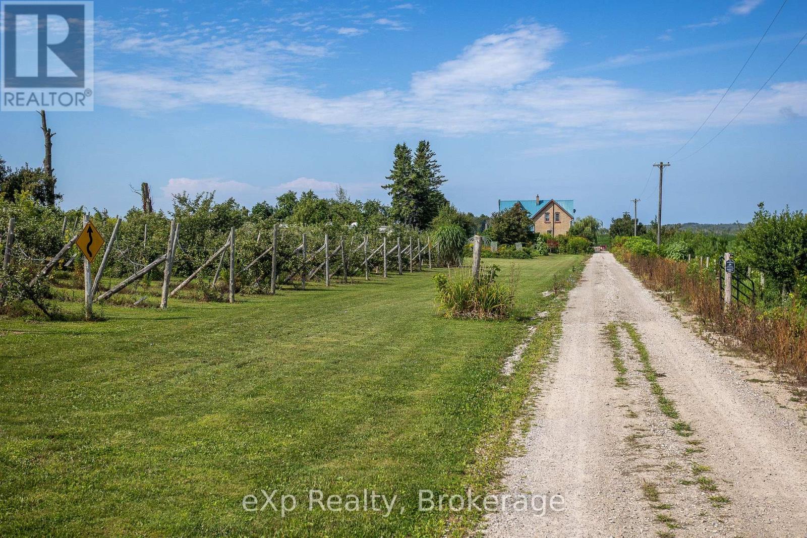 1097 6 Highway, South Bruce Peninsula, Ontario  N0H 1X0 - Photo 38 - X13174706