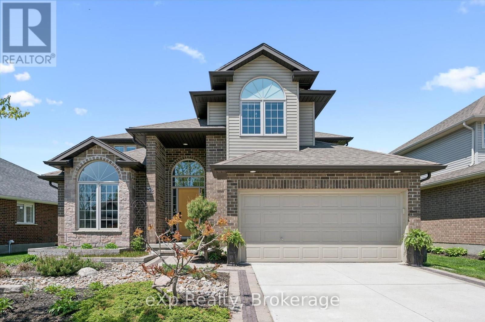 52 MARR DRIVE, centre wellington (elora/salem), Ontario
