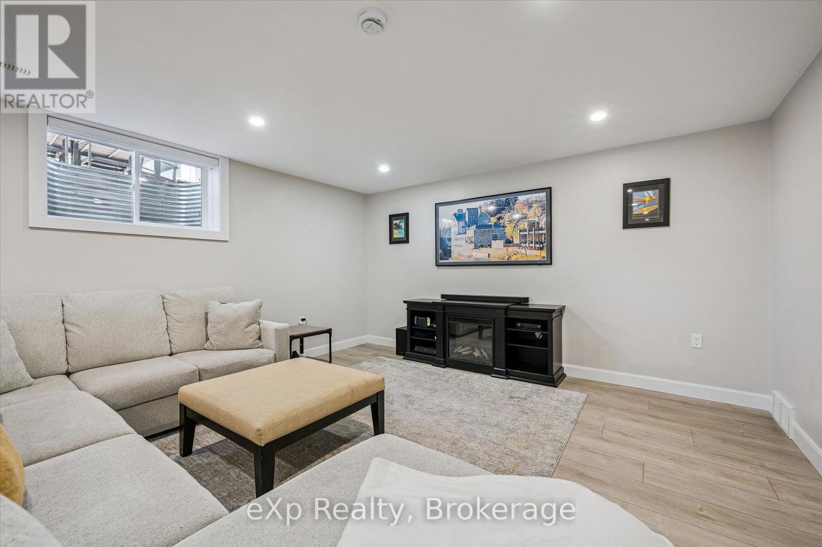 52 Marr Drive, Centre Wellington (Elora/salem), Ontario  N0B 1S0 - Photo 41 - X13174974