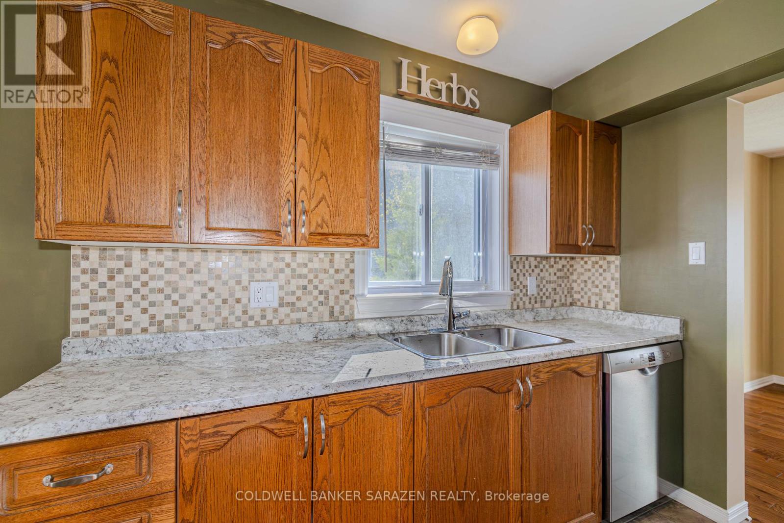 94 Markland Crescent, Ottawa, Ontario  K2G 5Z7 - Photo 15 - X13174720