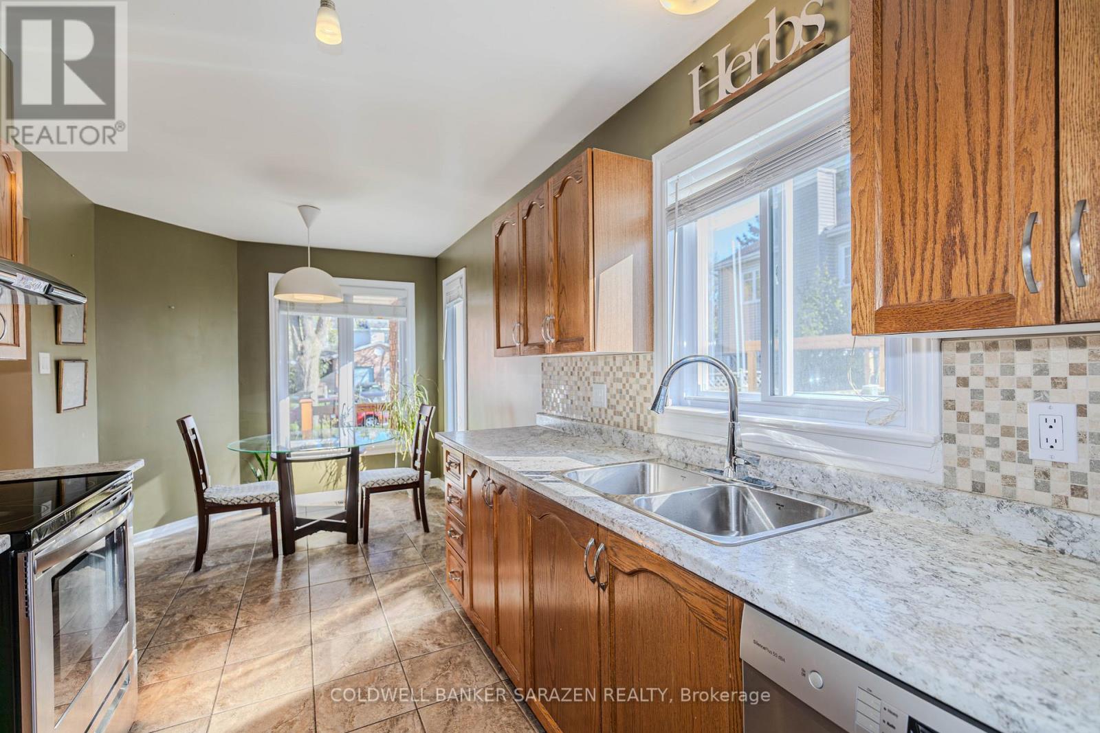 94 Markland Crescent, Ottawa, Ontario  K2G 5Z7 - Photo 17 - X13174720