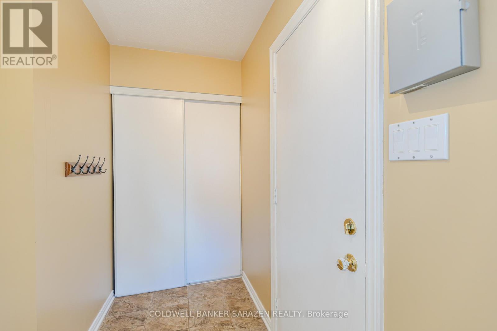 94 Markland Crescent, Ottawa, Ontario  K2G 5Z7 - Photo 5 - X13174720