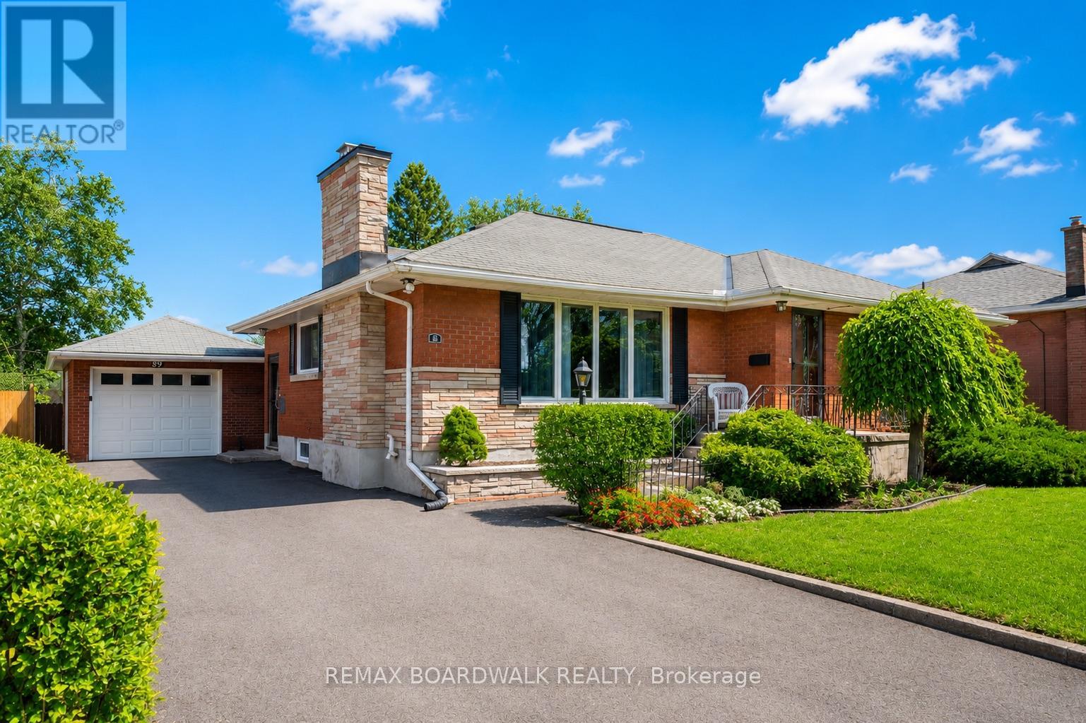 89 STEWART BOULEVARD, Brockville, Ontario