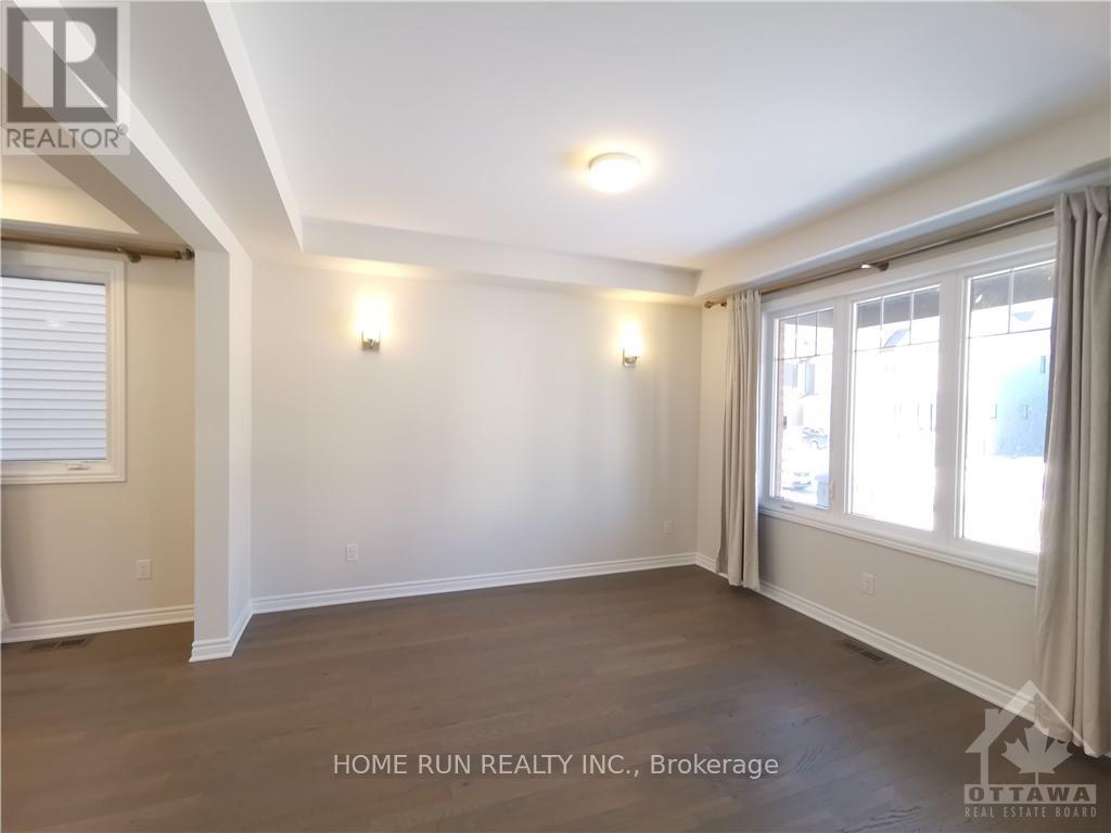 718 Brittanic Road, Ottawa, Ontario  K2V 0N7 - Photo 4 - X13174980