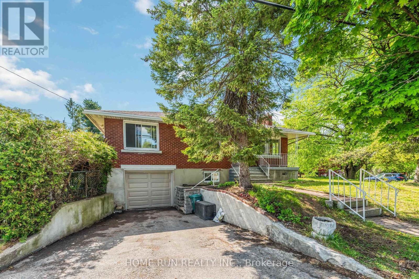 1530 Clementine Boulevard W, Ottawa, Ontario  K1H 8G3 - Photo 3 - X13175084