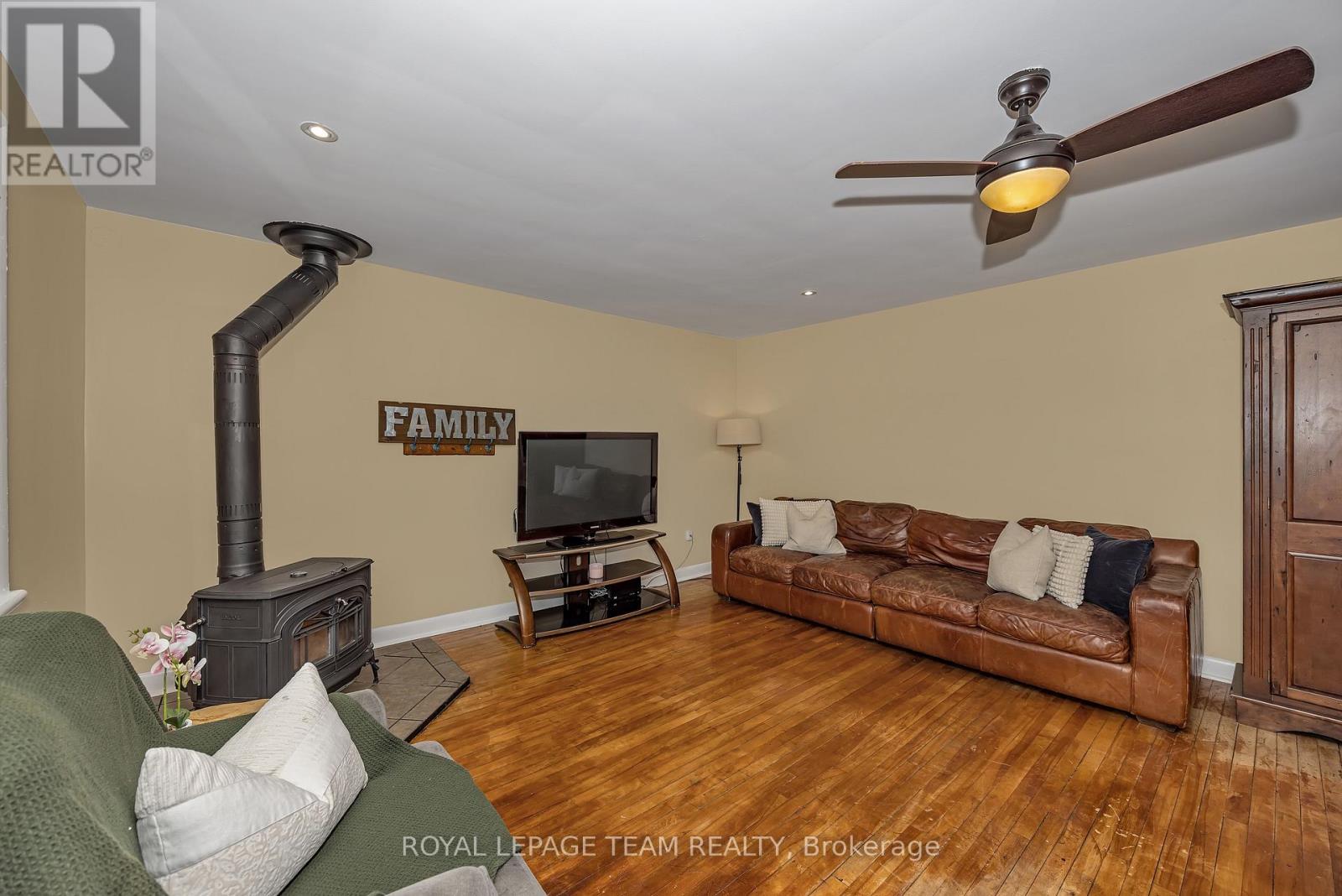 544 Old Coach Road, Ottawa, Ontario  K0A 1L0 - Photo 10 - X13175102