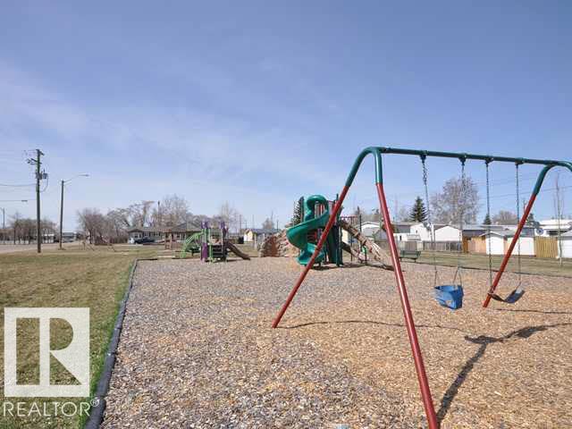 4606 50 Av, Clyde, Alberta  T0G 0P0 - Photo 3 - E4489982