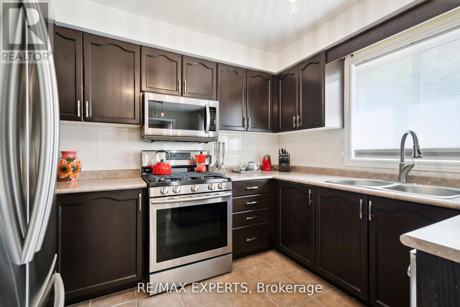 5 Kelsey Crescent, Barrie, Ontario  L4N 0J7 - Photo 15 - S12946974