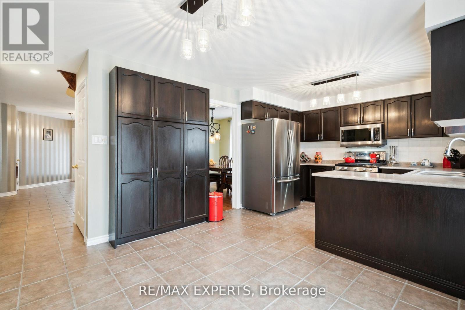 5 Kelsey Crescent, Barrie, Ontario  L4N 0J7 - Photo 12 - S12946974