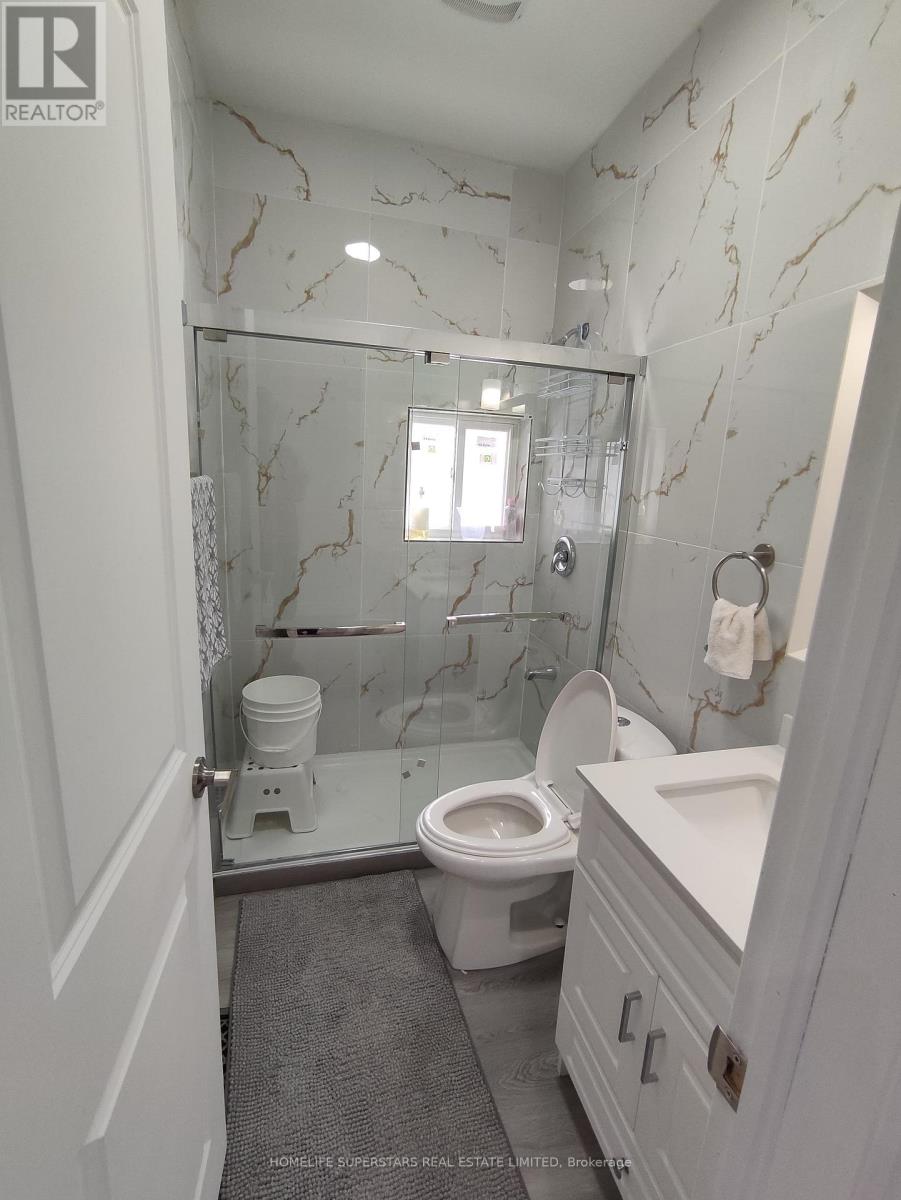 Garden Suite - 28 Estateview Circle, Brampton, Ontario  L6P 0R6 - Photo 14 - W12349493