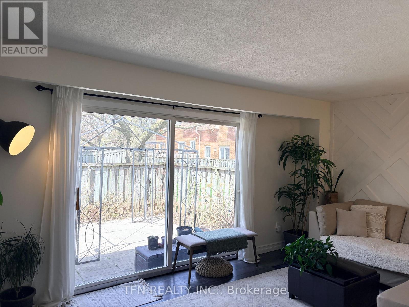 21 - 30 Heslop Road, Milton, Ontario  L9T 1B3 - Photo 9 - W12894714