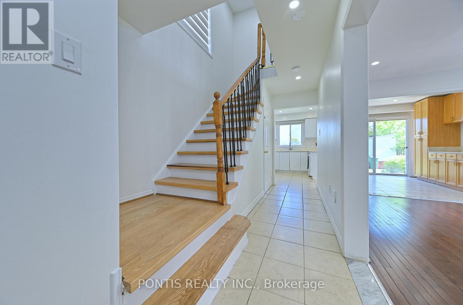 198 Moffatt Avenue, Brampton, Ontario  L6Y 4R3 - Photo 15 - W13173970