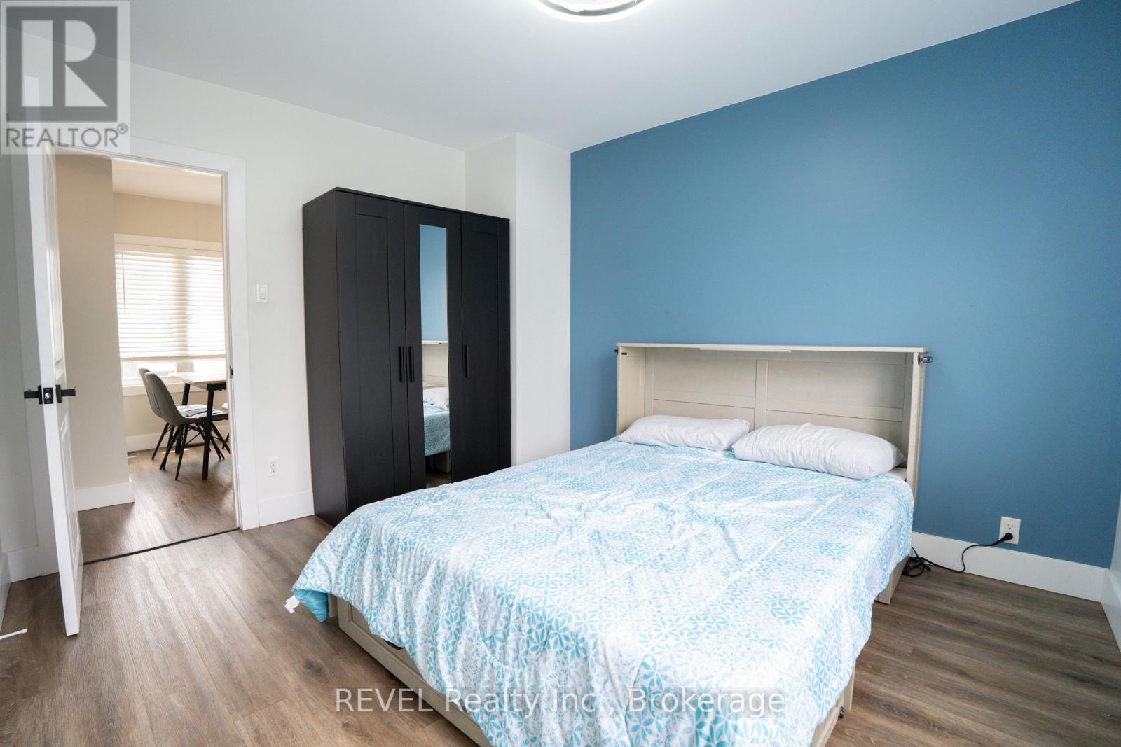 34 Bloomfield Avenue, St. Catharines, Ontario  L2P 1X3 - Photo 19 - X13175146