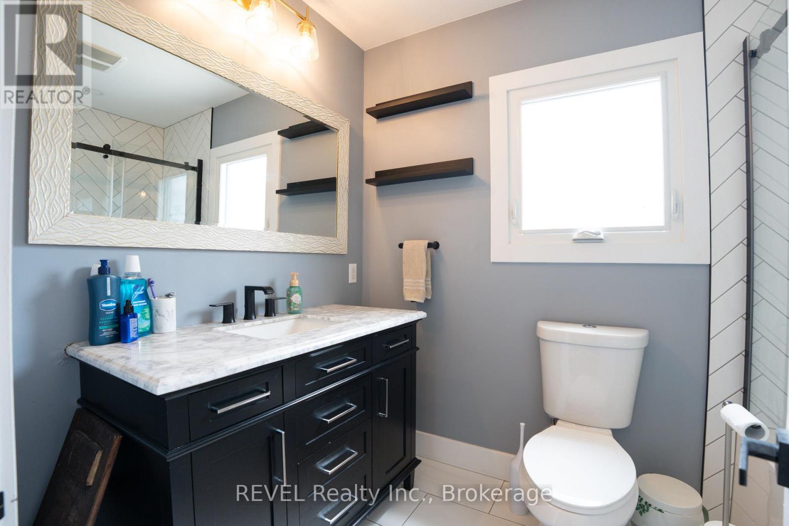 34 Bloomfield Avenue, St. Catharines, Ontario  L2P 1X3 - Photo 24 - X13175146
