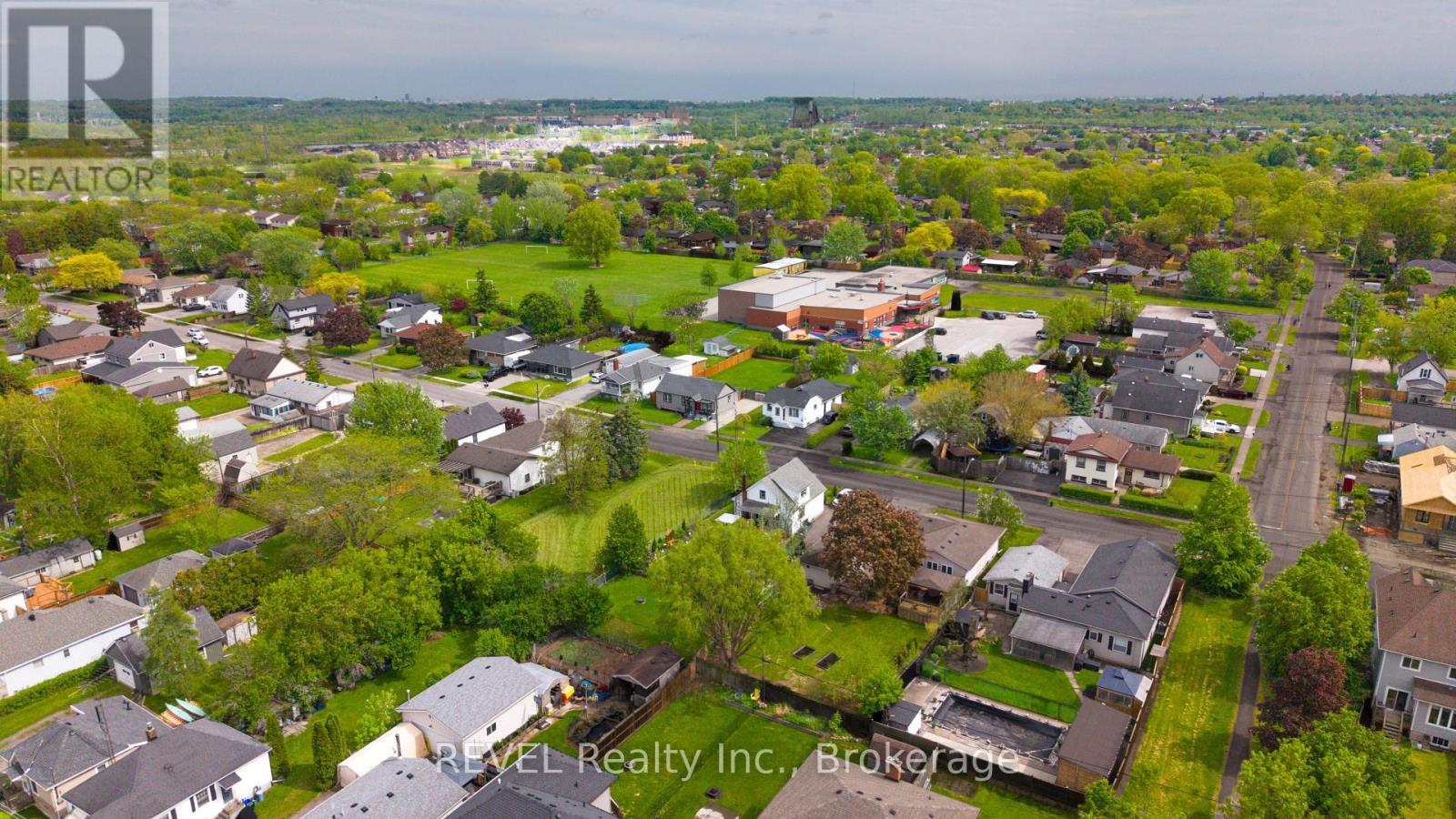 34 Bloomfield Avenue, St. Catharines, Ontario  L2P 1X3 - Photo 44 - X13175146