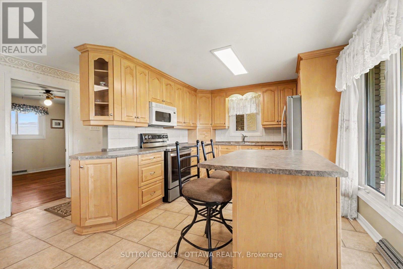 6573 Russell Road, Ottawa, Ontario  K0A 1K0 - Photo 12 - X13175210