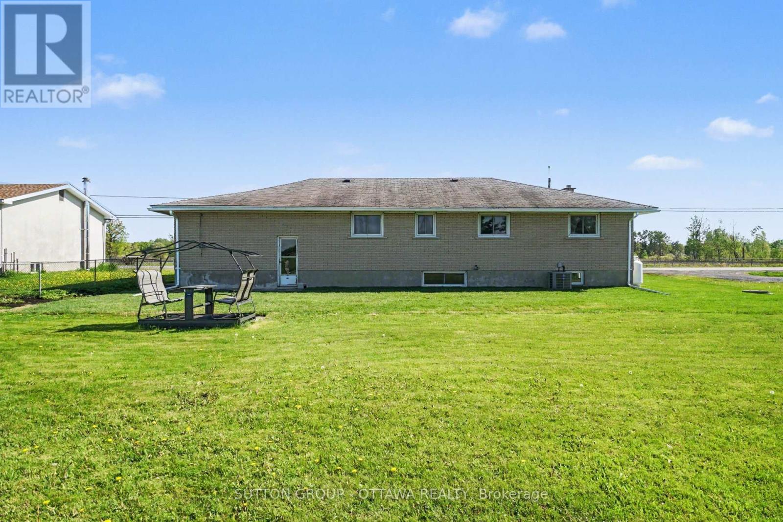6573 Russell Road, Ottawa, Ontario  K0A 1K0 - Photo 29 - X13175210