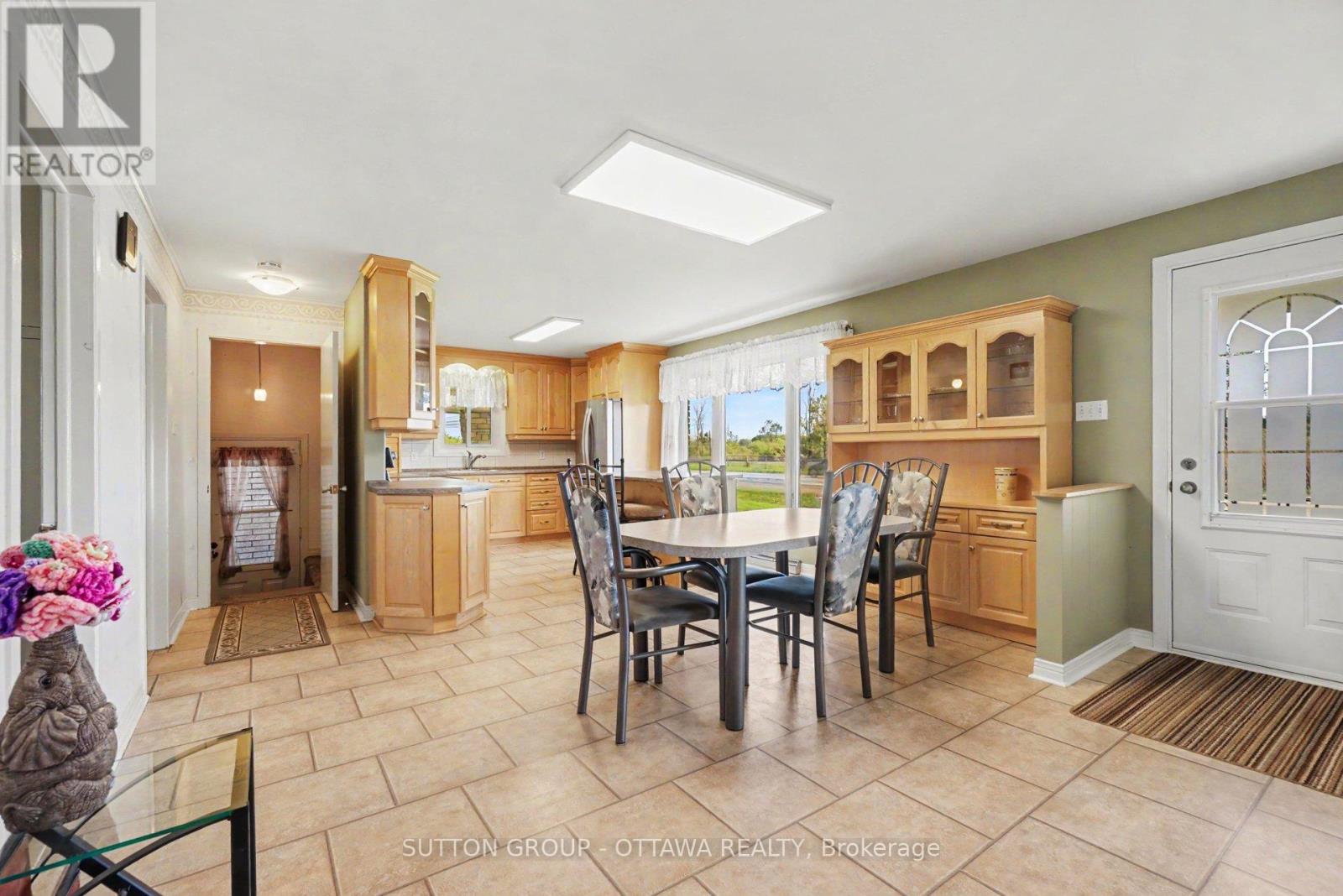 6573 Russell Road, Ottawa, Ontario  K0A 1K0 - Photo 8 - X13175210