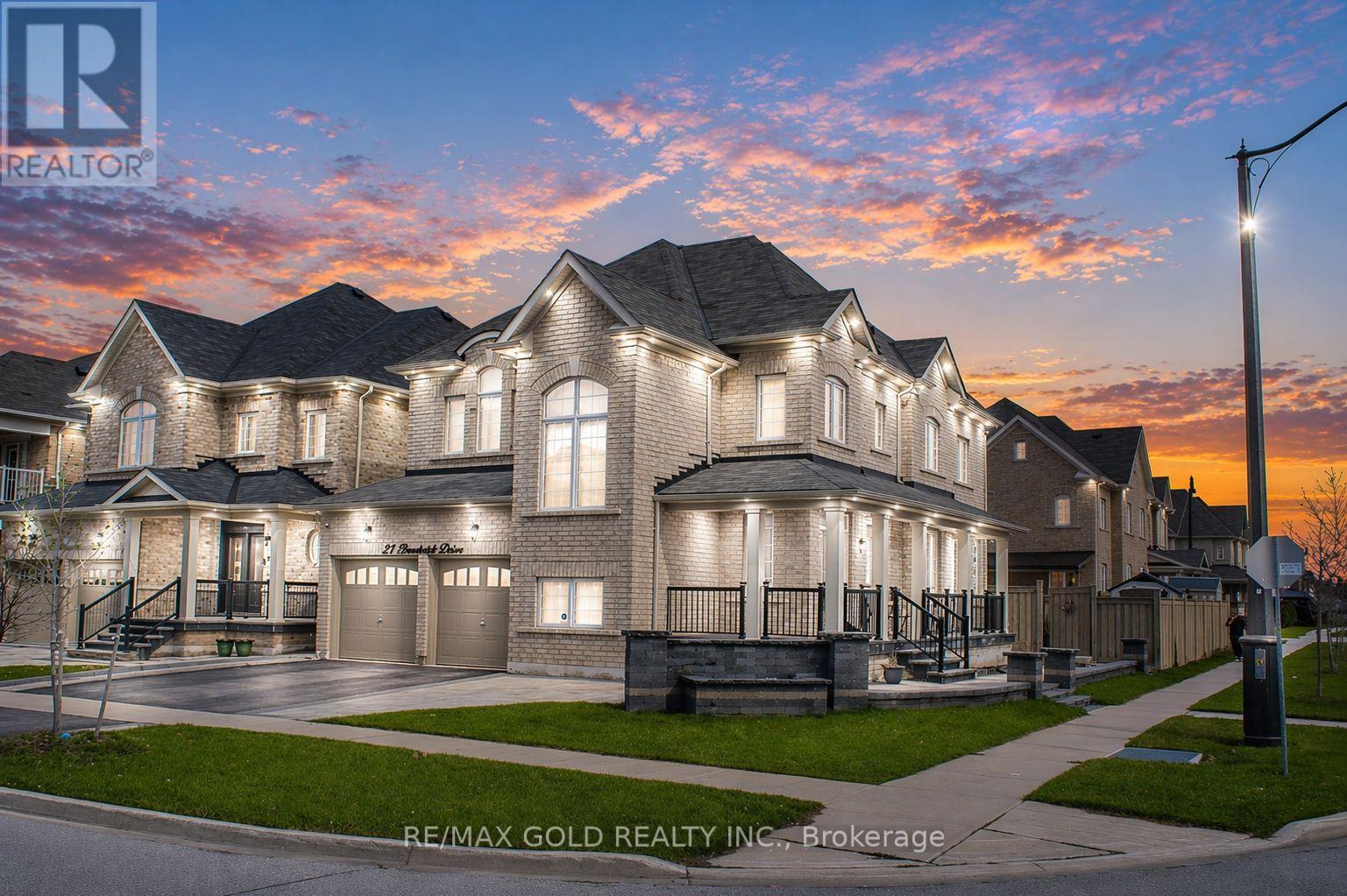 27 BRENTWICK DRIVE, Brampton, Ontario