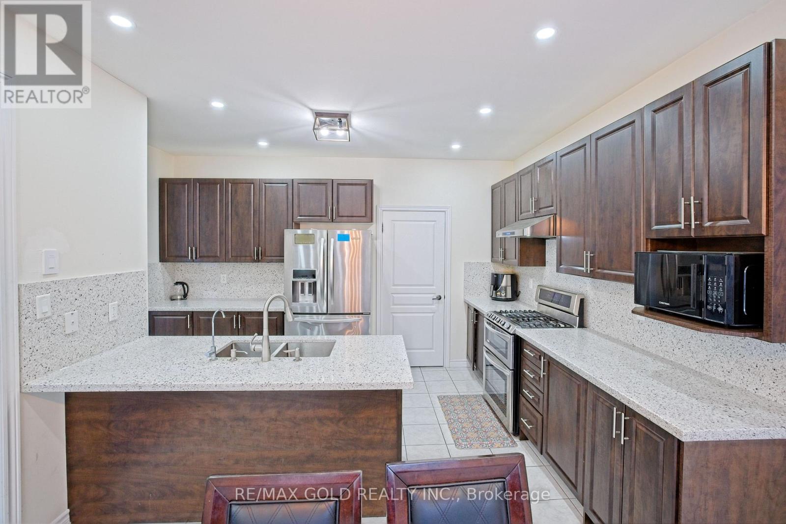27 Brentwick Drive, Brampton, Ontario  L6X 5G1 - Photo 15 - W13116834