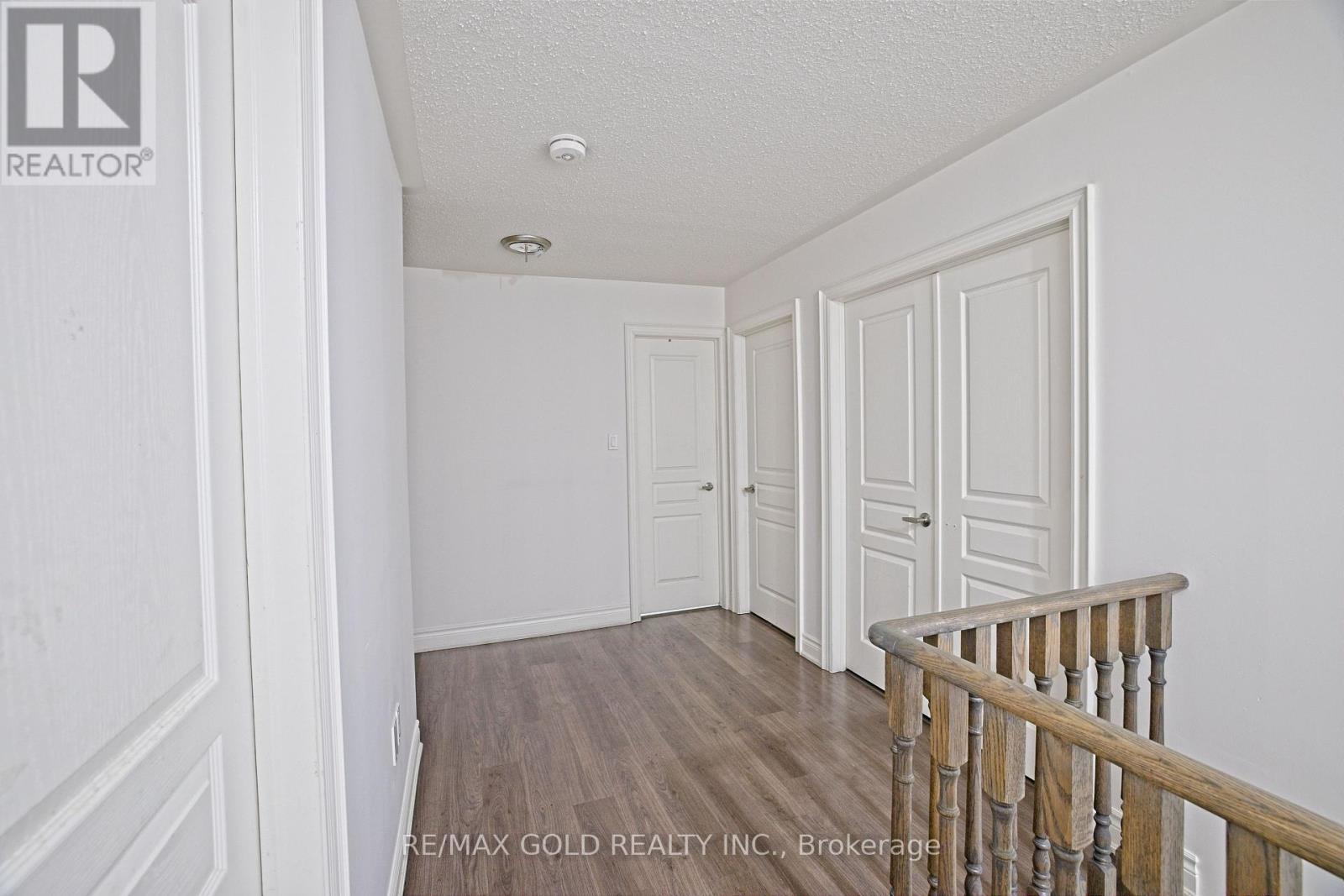 10 Dopp Crescent, Brampton, Ontario  L6P 4C8 - Photo 21 - W13120132
