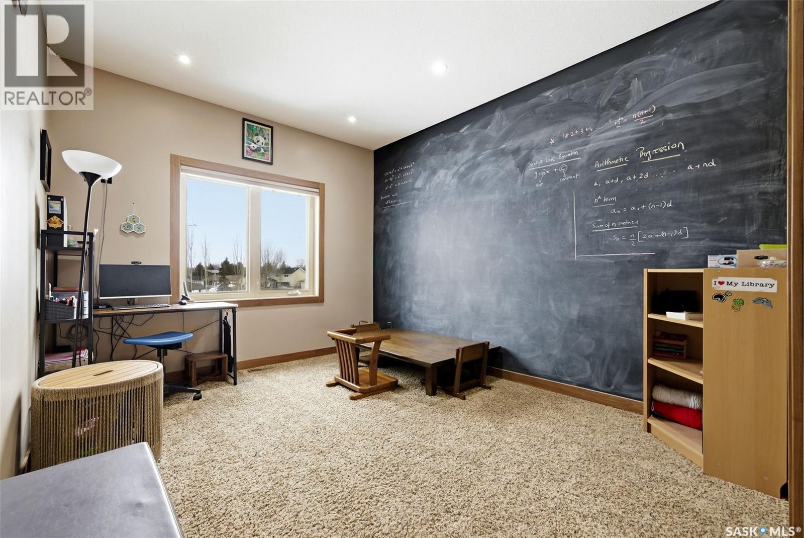 7502 Lilac Place, Regina, Saskatchewan  S4Y 0B3 - Photo 47 - SK030941
