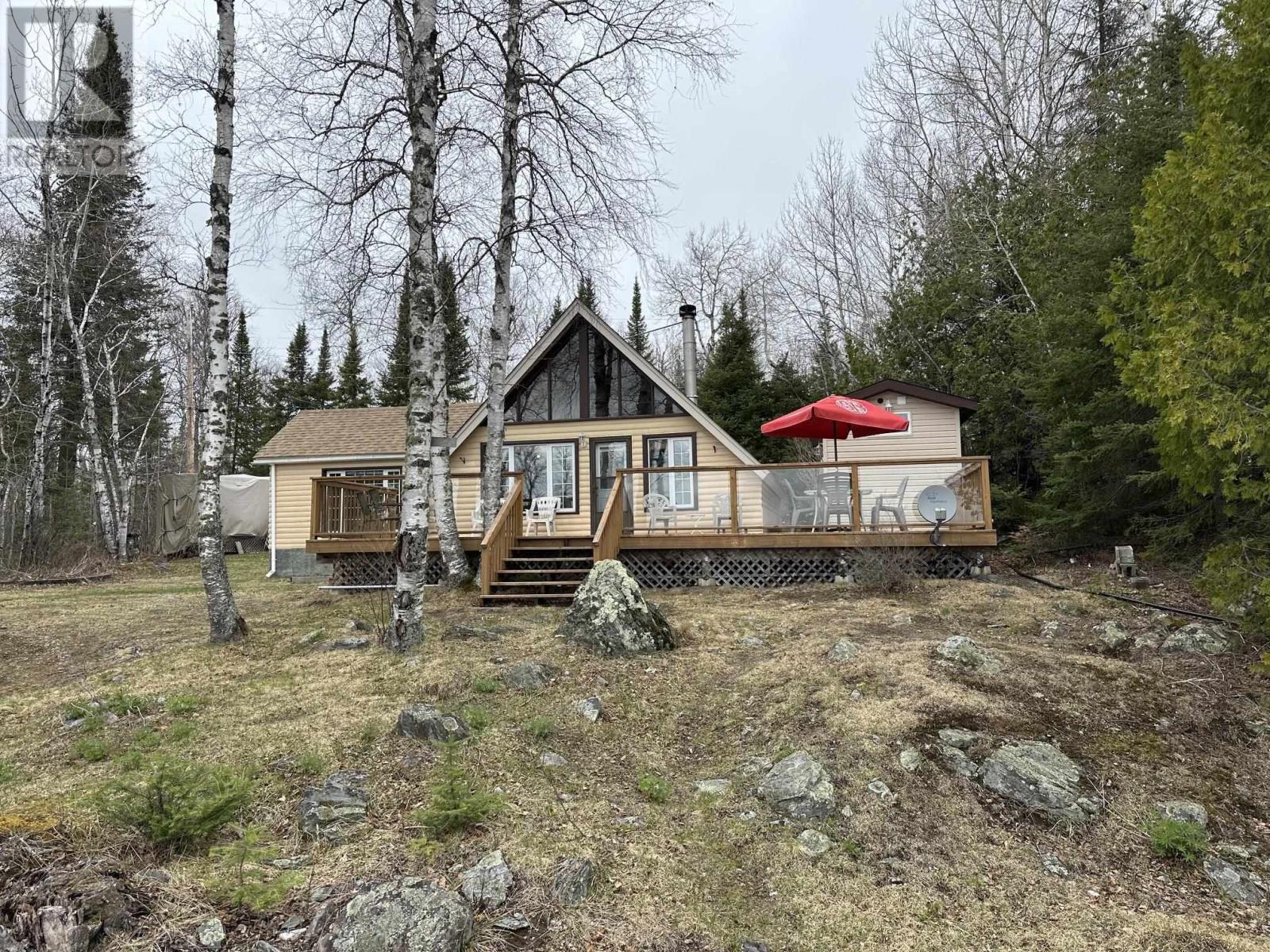 19 Rudolph's LN, Conacher, Ontario