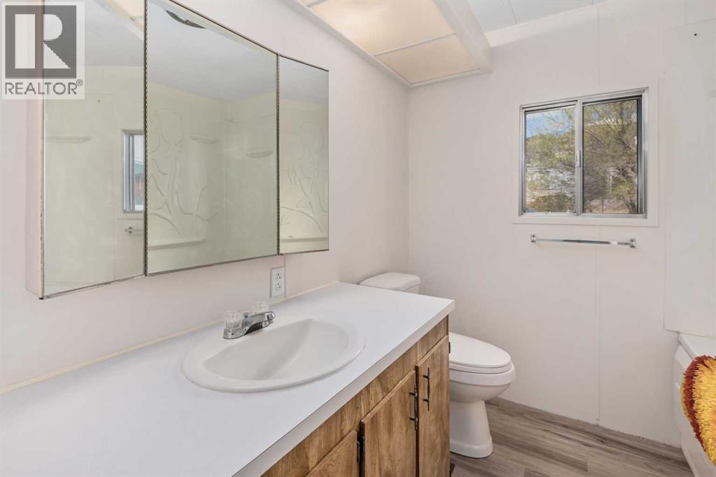 416 2 Avenue, Drumheller, Alberta  T0J 1B0 - Photo 22 - A2311125