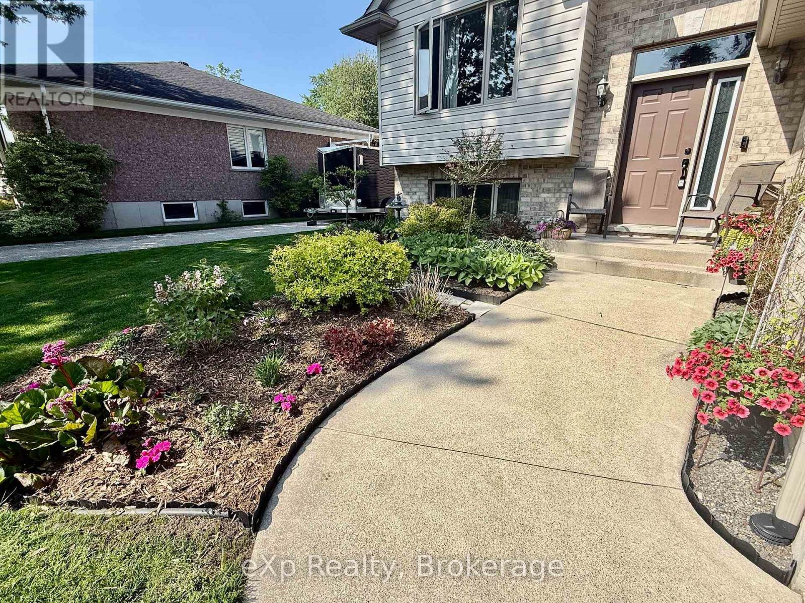 701 Alma Street, Brockton, Ontario  N0G 2V0 - Photo 8 - X13026920