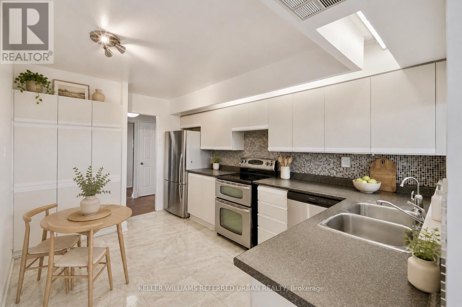 2009 - 33 Elmhurst Avenue, Toronto, Ontario  M2N 6G8 - Photo 14 - C13174674