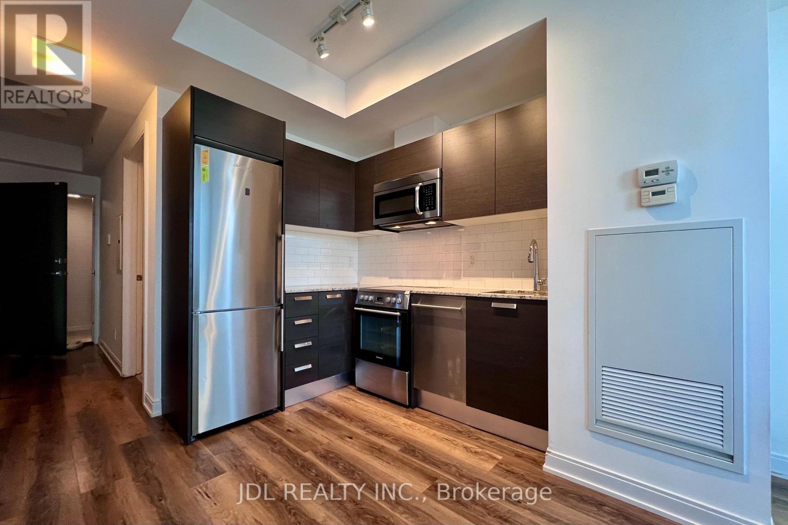 2803 - 42 Charles Street E, Toronto, Ontario  M4Y 1N3 - Photo 2 - C13174750