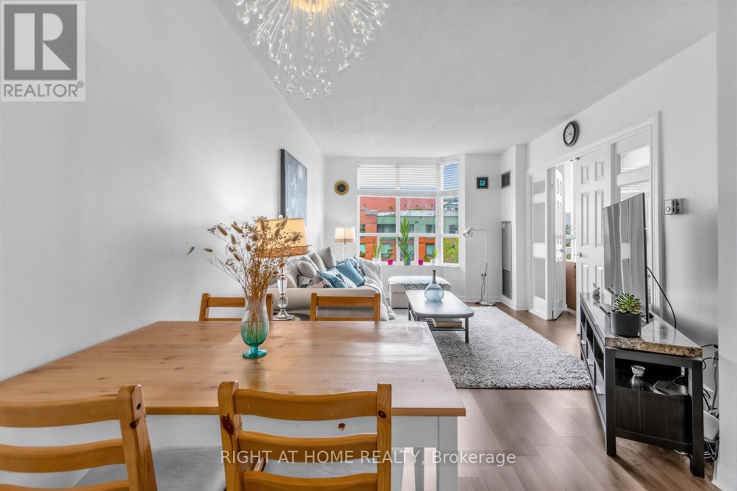 804 - 284 Bloor Street W, Toronto, Ontario  M5S 3B8 - Photo 3 - C13174762