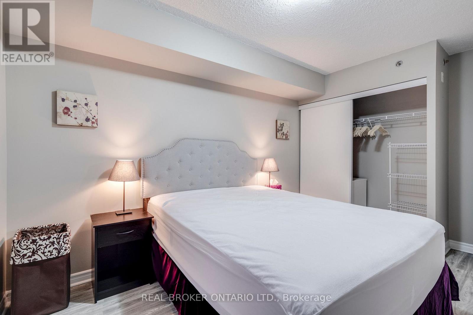 225 - 35 Saranac Boulevard, Toronto, Ontario  M6A 2G4 - Photo 11 - C13174786