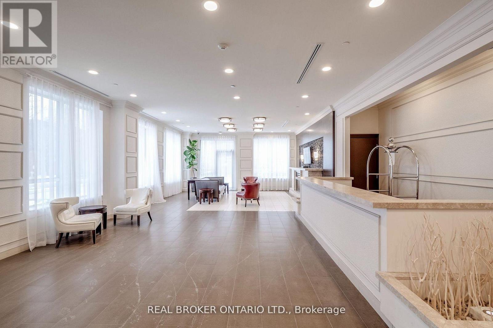 225 - 35 Saranac Boulevard, Toronto, Ontario  M6A 2G4 - Photo 2 - C13174786