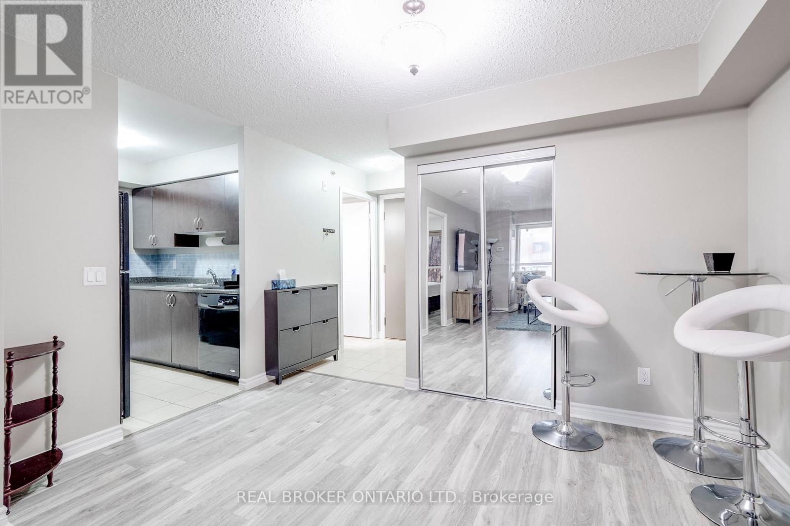 225 - 35 Saranac Boulevard, Toronto, Ontario  M6A 2G4 - Photo 6 - C13174786