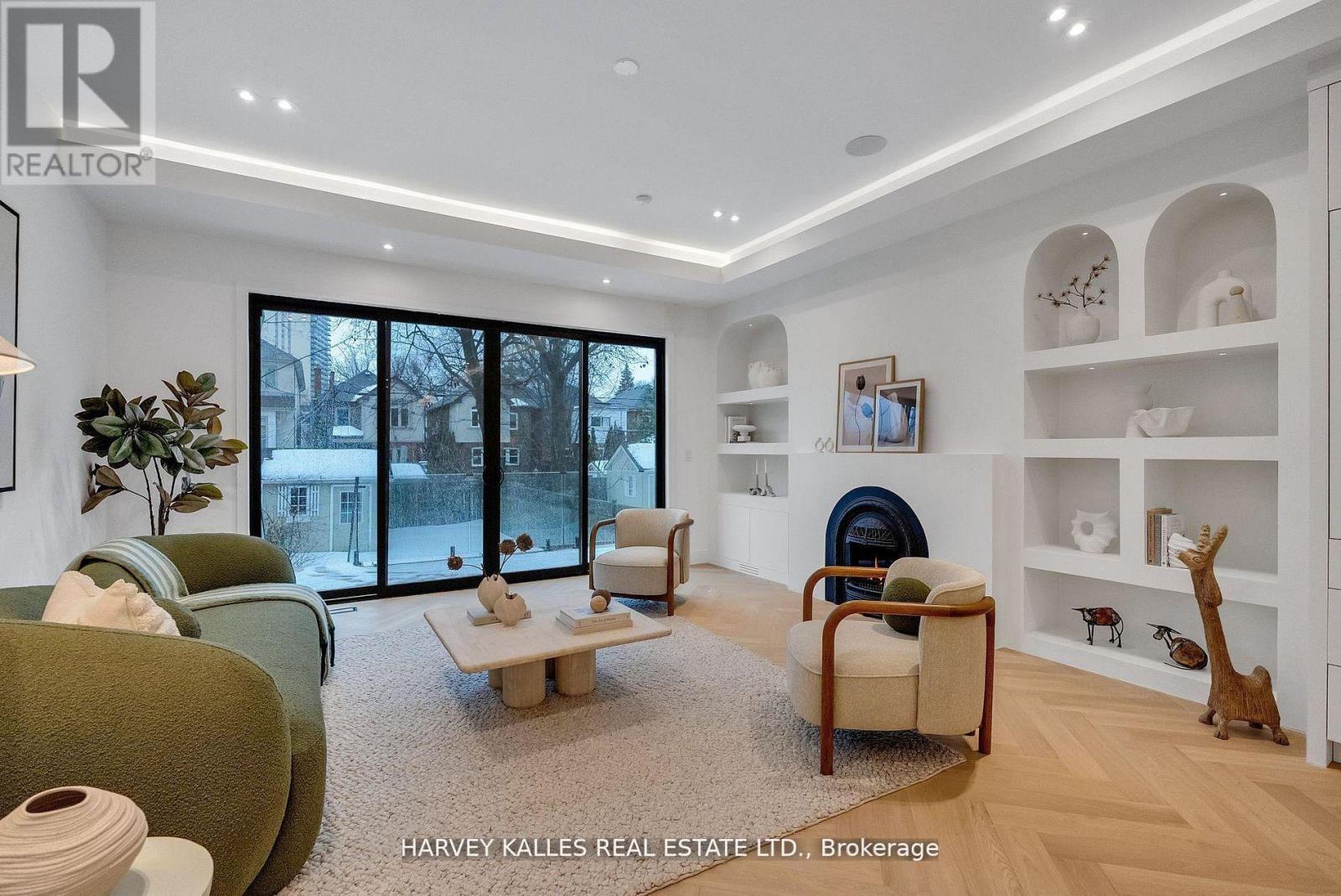 101 Briar Hill Avenue, Toronto, Ontario  M4R 1H8 - Photo 17 - C13174902