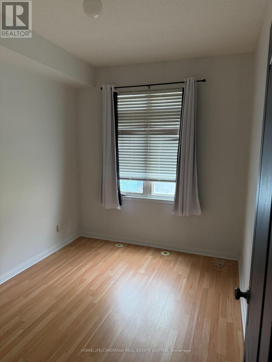 Th 2 - 98 Carr Street, Toronto, Ontario  M5T 1B7 - Photo 4 - C13174970