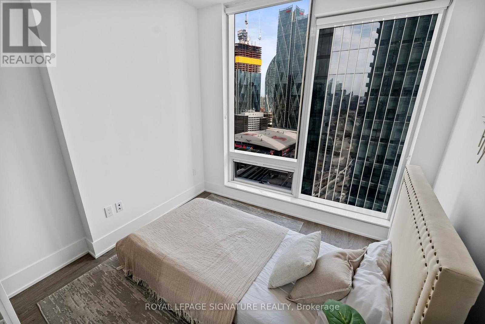 3003 - 10 York Street, Toronto, Ontario  M5J 0E1 - Photo 14 - C13175000