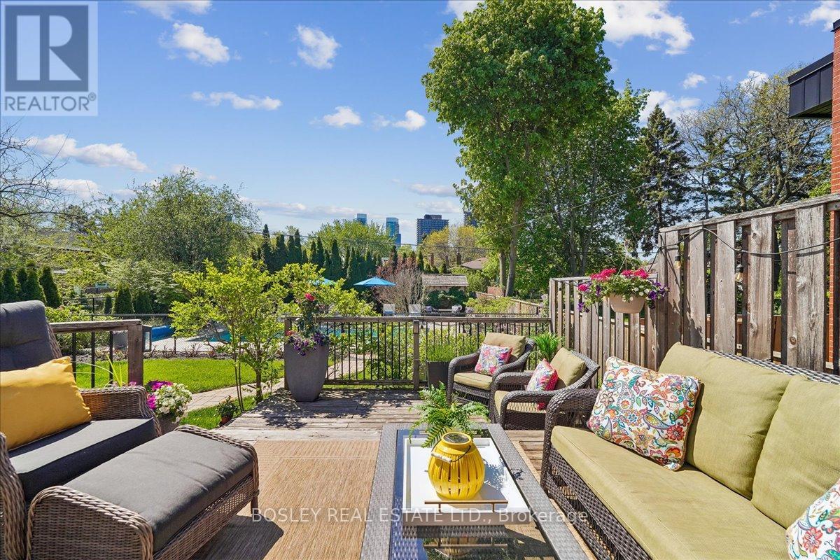 7 Howard Drive, Toronto, Ontario  M2K 1K4 - Photo 17 - C13175030