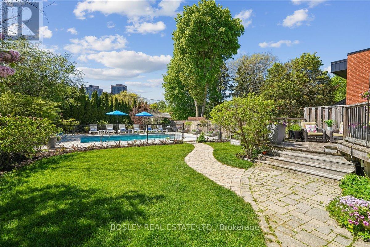 7 Howard Drive, Toronto, Ontario  M2K 1K4 - Photo 19 - C13175030