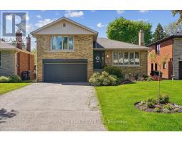 7 HOWARD DRIVE, Toronto, Ontario