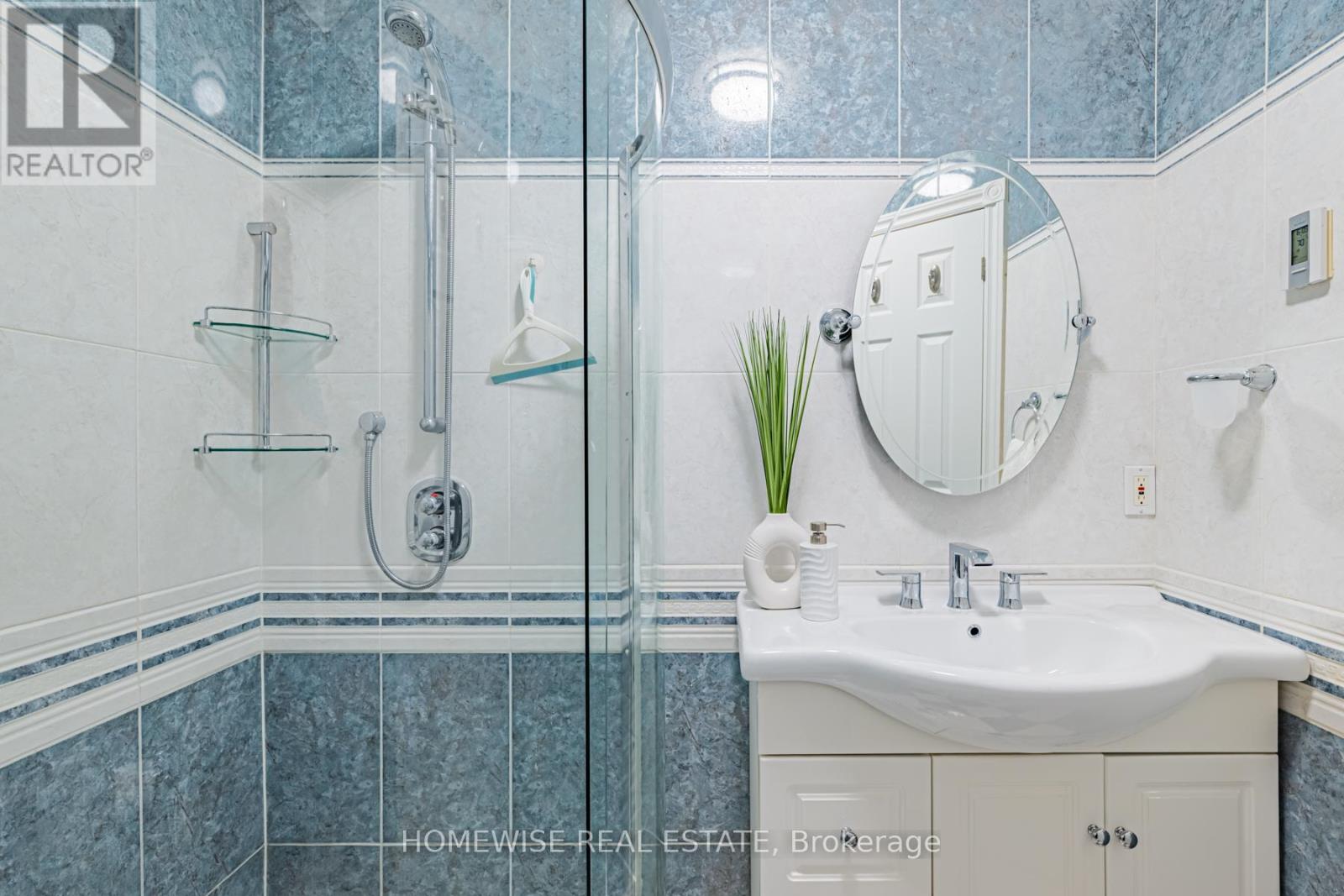 176 Rumsey Road, Toronto, Ontario  M4G 1P5 - Photo 26 - C13175058