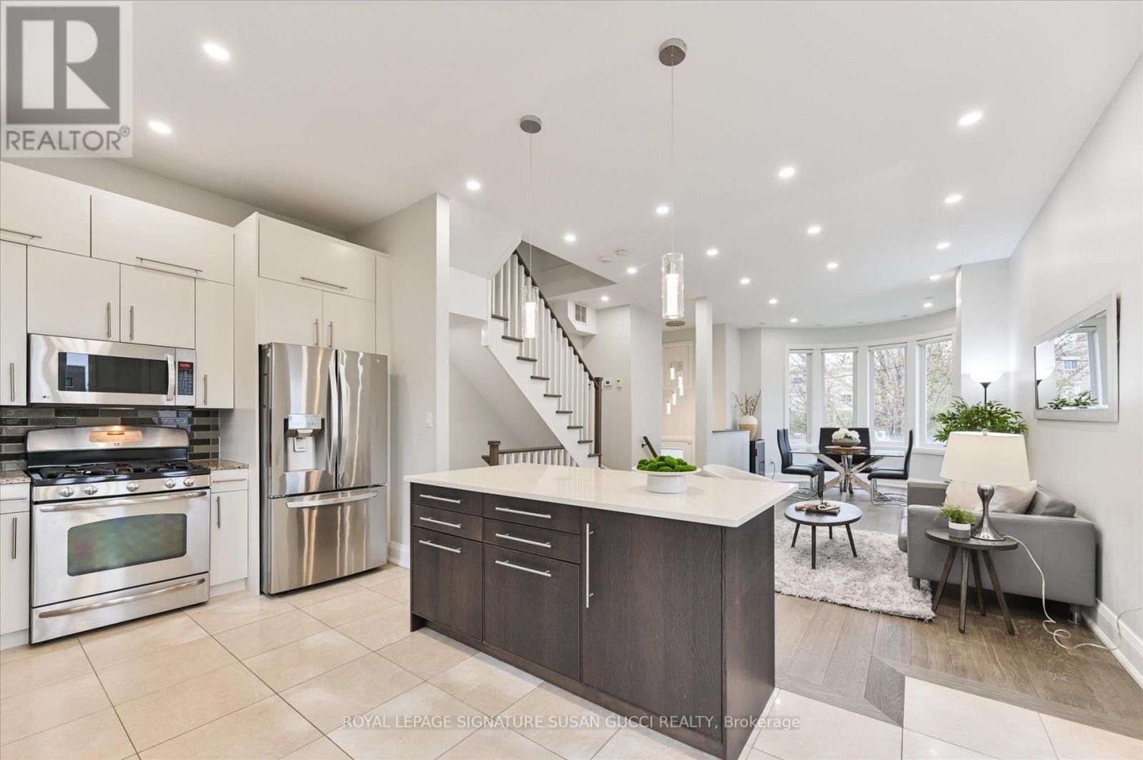 110 Tisdale Avenue, Toronto, Ontario  M4A 1Y7 - Photo 12 - C13175142
