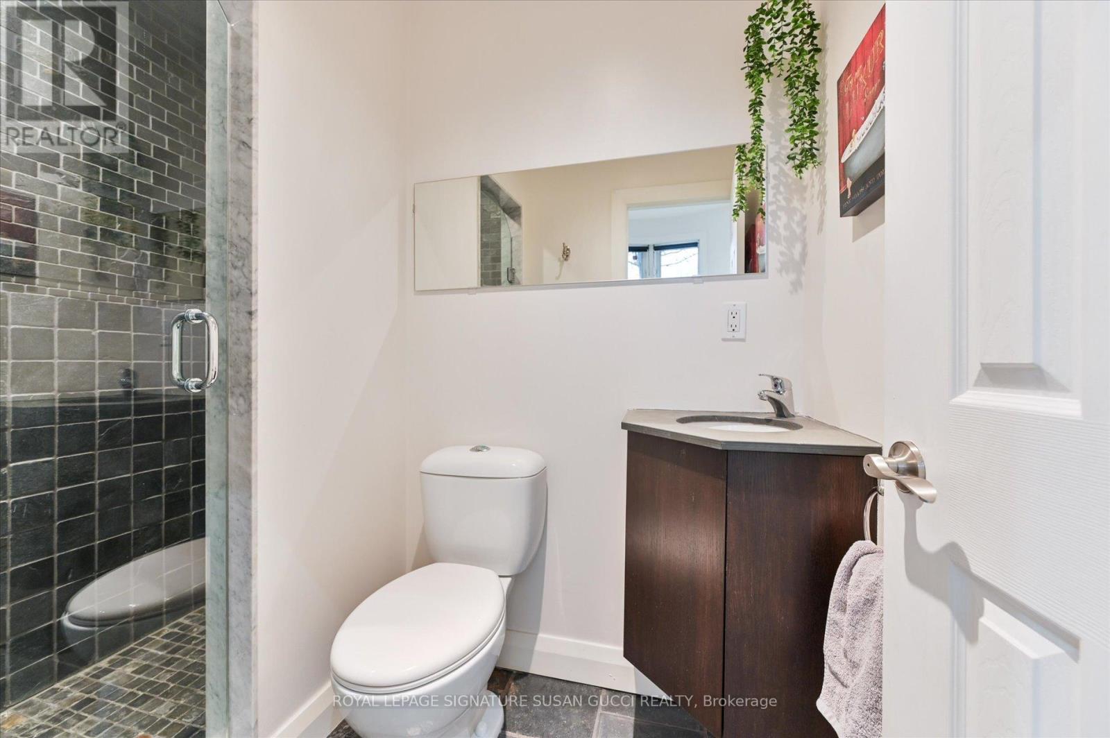 110 Tisdale Avenue, Toronto, Ontario  M4A 1Y7 - Photo 29 - C13175142